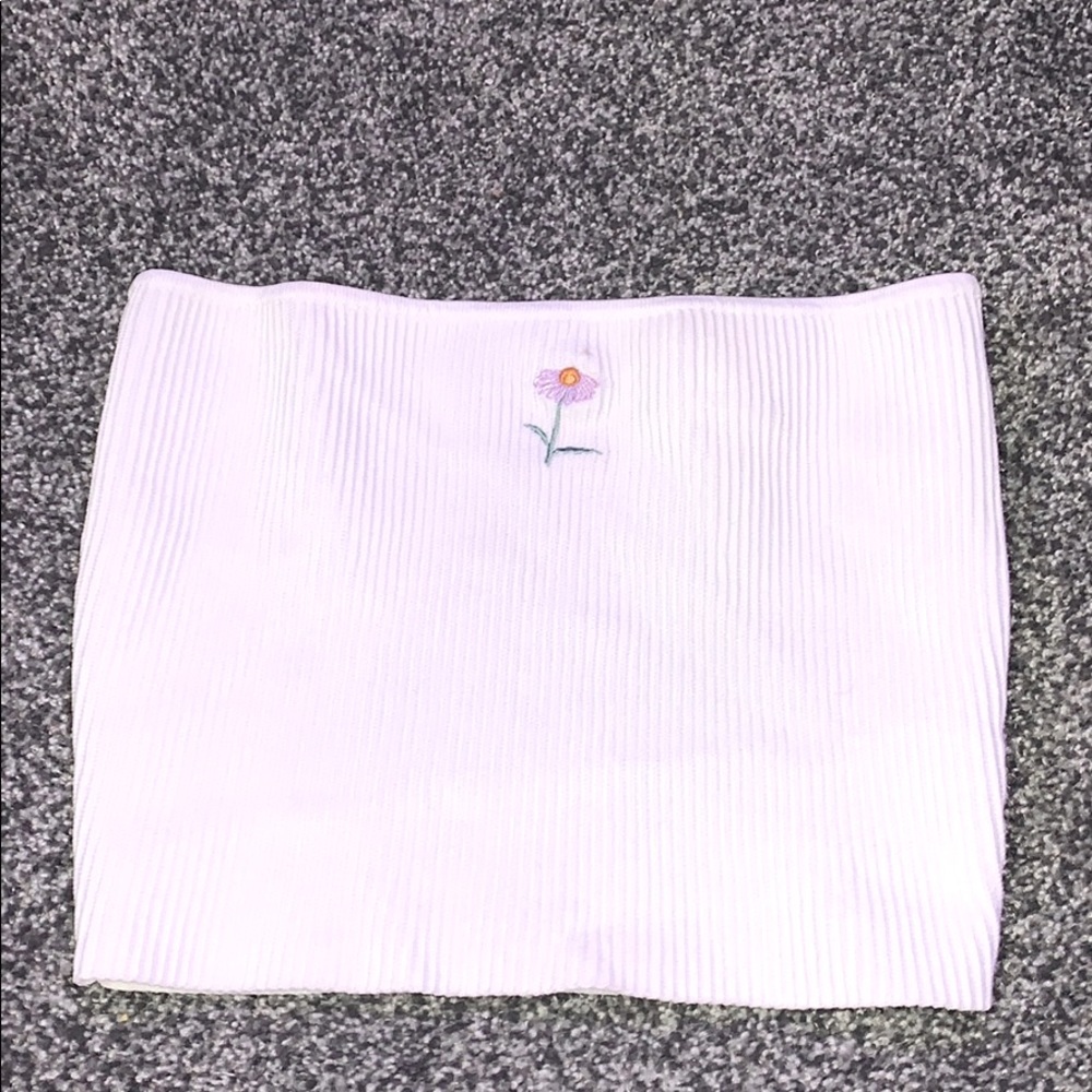 White flower tube top